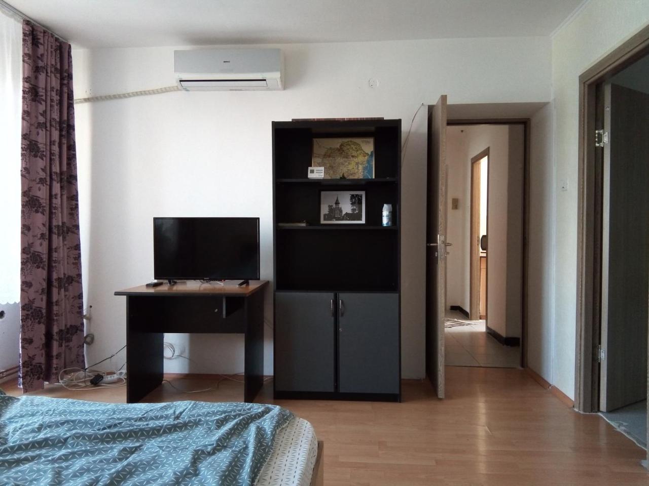 Central Apartment 2 Timisoara Luaran gambar